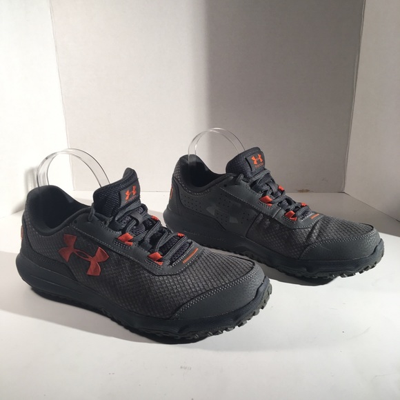 Under Armour Men’s Gray Toccoa Sneakers